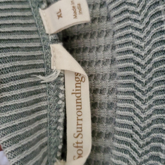 Soft Surroundings - Picture 3 of 9